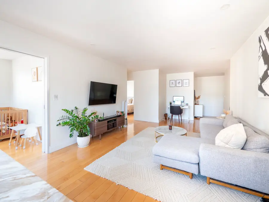 300 E 71st Street #12N, New York, NY 10021 - #2