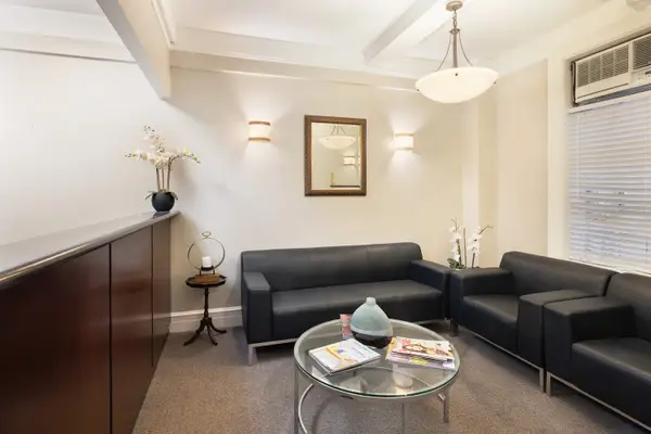 895 Park Avenue #1B, Manhattan, NY 10075