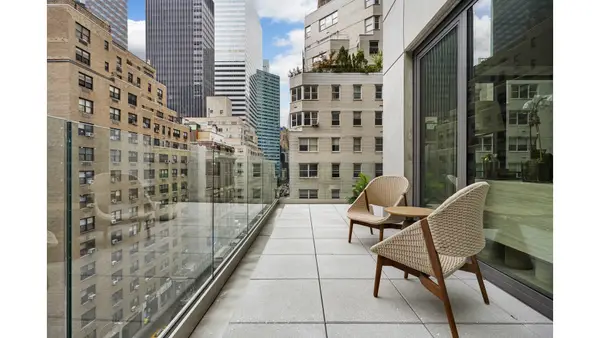 126 E 57th Street #1903, Manhattan, NY 10022