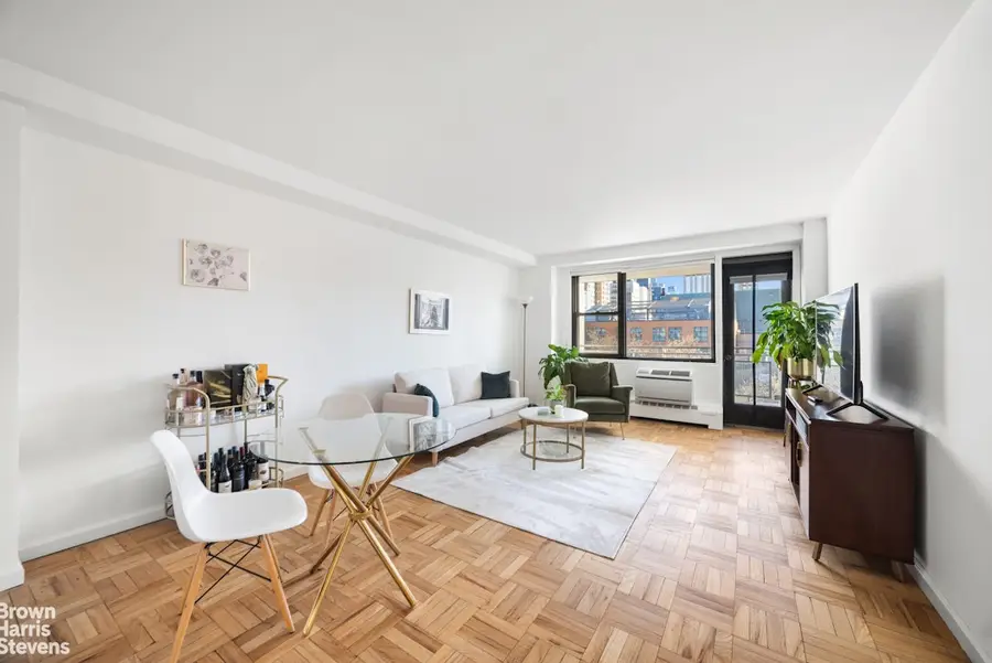 230 E 15th Street #7M, Manhattan, NY 10003 - #3