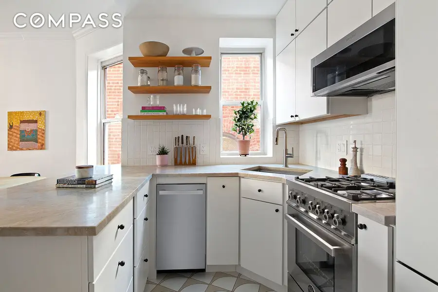 232 President Street #2L, Brooklyn, NY 11231 - #3