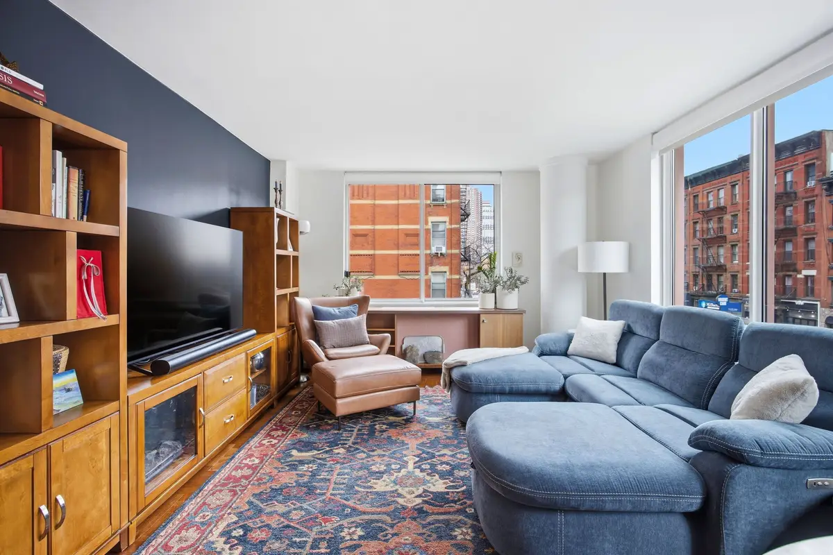 393 W 49th Street #2G, New York, NY 10019 - #1
