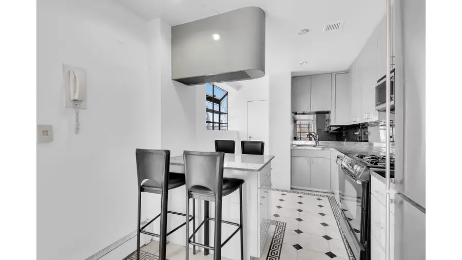 40 Sutton Place #PHM, New York, NY 10022 - #3