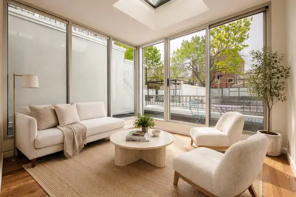 284 20th Street #1B, Brooklyn, NY 11215