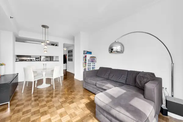 404 E 76th Street #8C, Manhattan, NY 10021