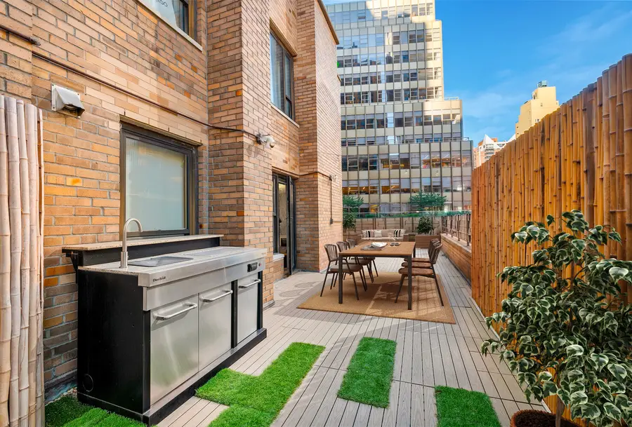 210 E 47th Street #11F, New York, NY 10017 - #3