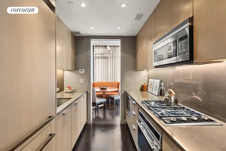 170 E End Avenue #3J, New York, NY 10128 - #3