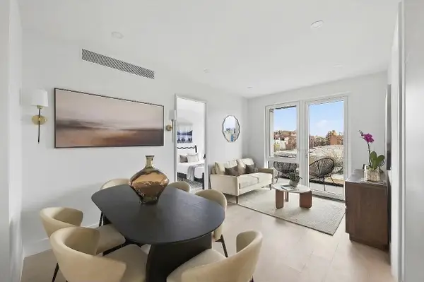 28-08 21st Street #5-C, Queens, NY 11102