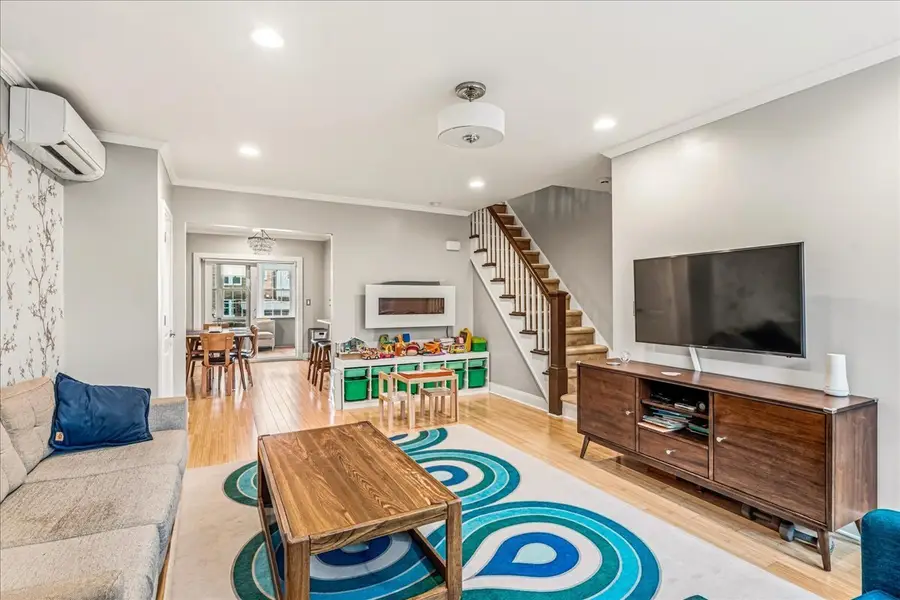 67-100 Dartmouth Street, Queens, NY 11375 - #2