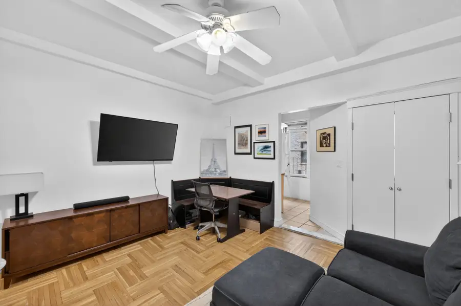 25 W 64th Street #4D, Manhattan, NY 10023 - #3