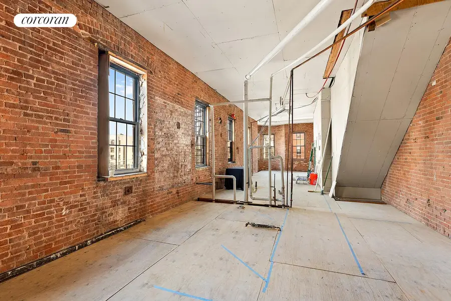 442 Willoughby Avenue #2, Brooklyn, NY 11205 - #2