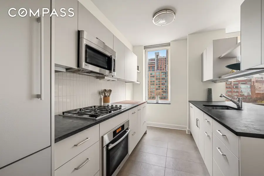 100 Riverside Boulevard #8U, Manhattan, NY 10069 - #3