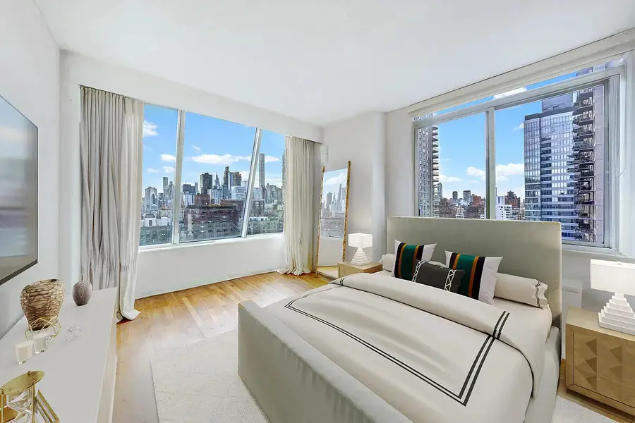 343 E 74th Street #34PHD, New York, NY 10021 - #2