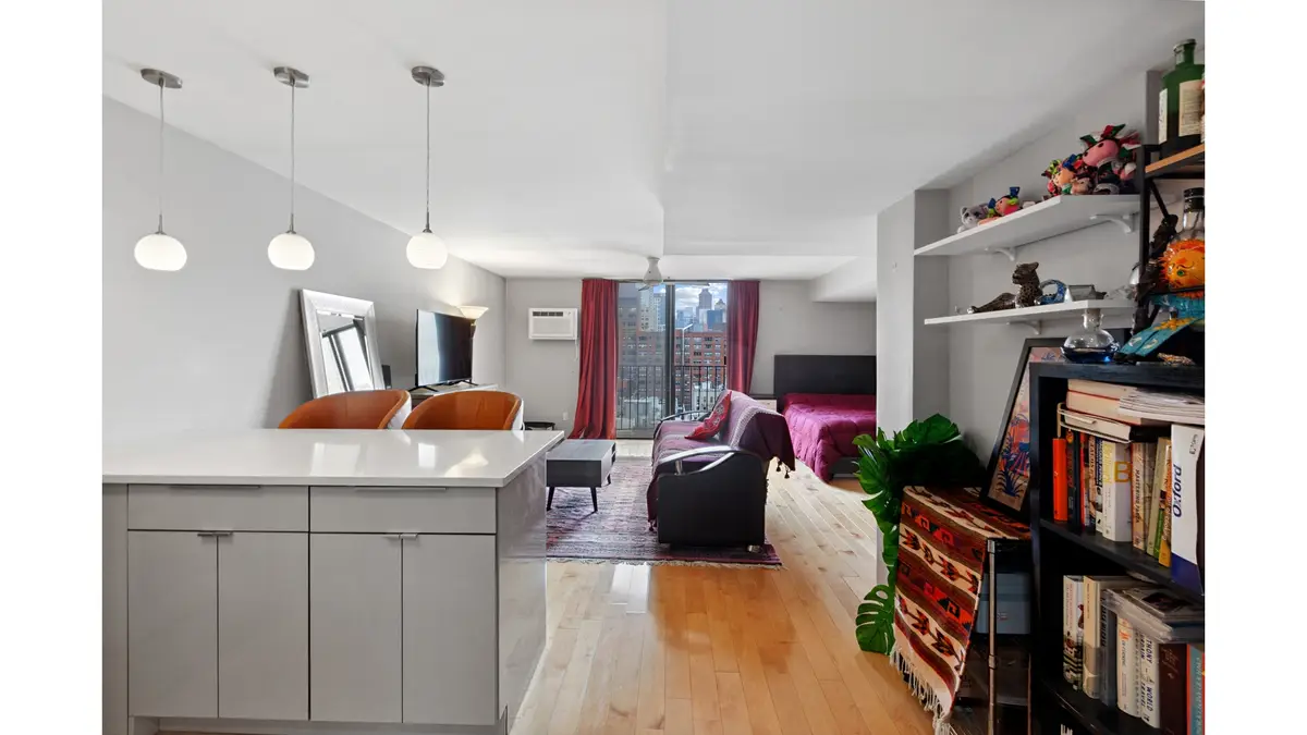 215 E 24th Street #820, New York, NY 10010 - #1