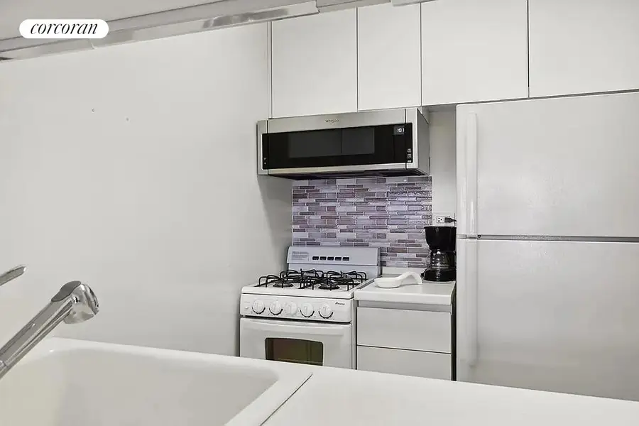 157 E 32nd Street #15D, Manhattan, NY 10016 - #3
