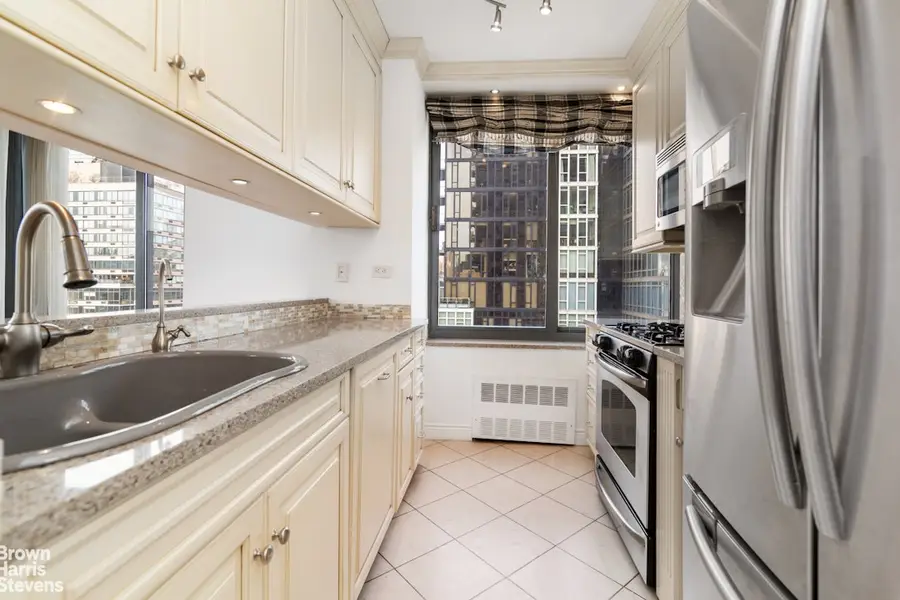 300 E 85th Street #1703, Manhattan, NY 10028 - #3