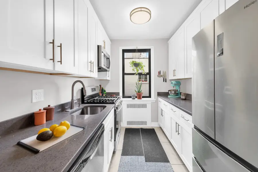 385 Argyle Road #4H, Brooklyn, NY 11218 - #3