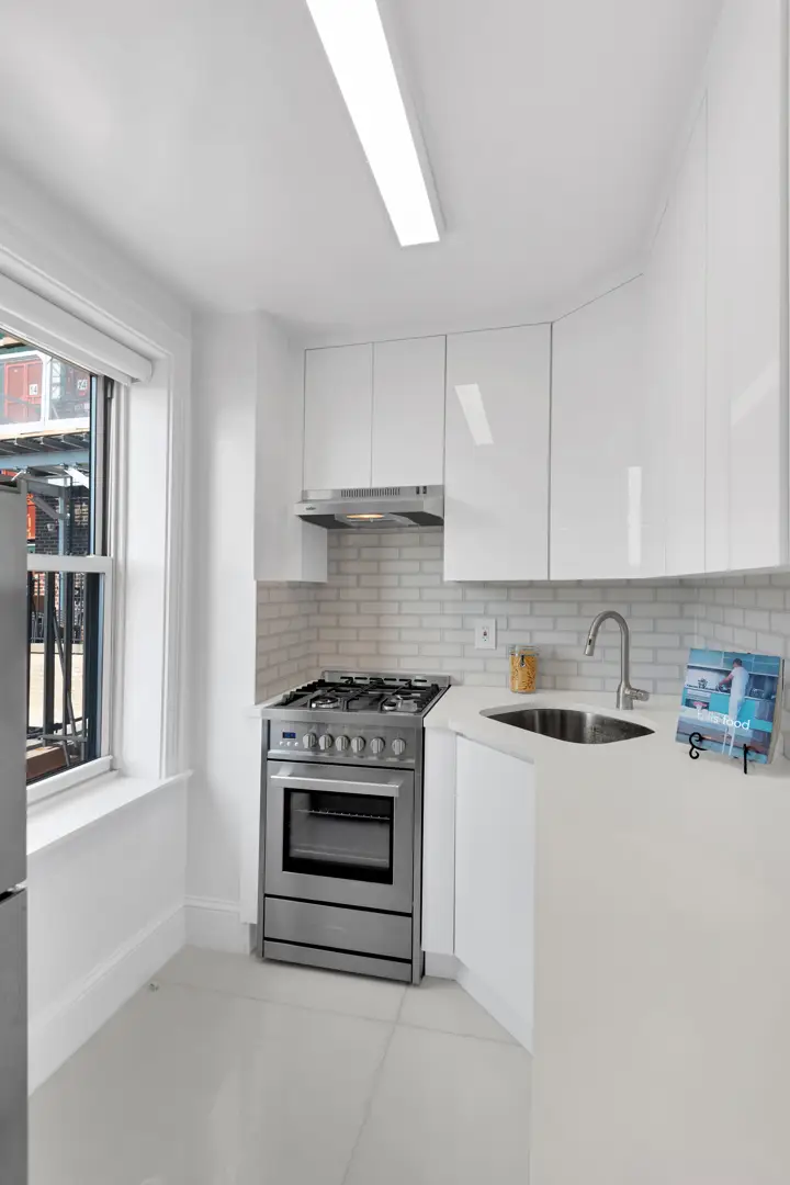 400 E 52nd Street #16G, Manhattan, NY 10022 - #2