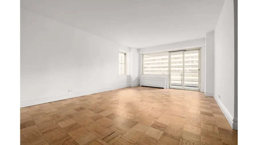 159 W 53rd Street #25B, Manhattan, NY 10019 - #2
