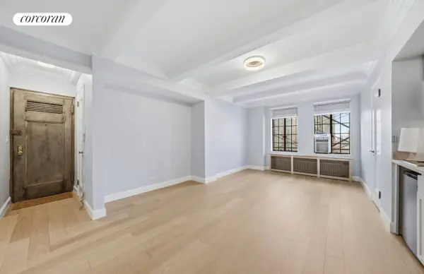 320 E 42nd Street #2117, Manhattan, NY 10017