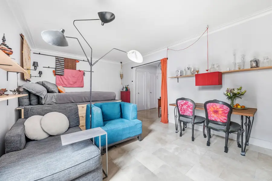 349 E 49th Street #4A, New York, NY 10017 - #3