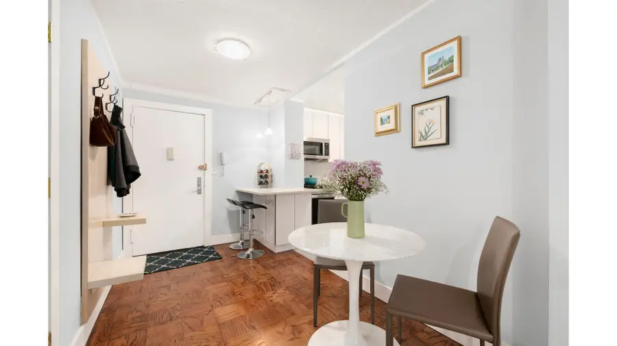 16 W 16th Street #2SS, New York, NY 10011 - #3