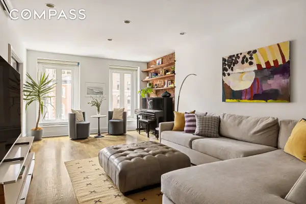 318 2nd Avenue #4, Manhattan, NY 10003