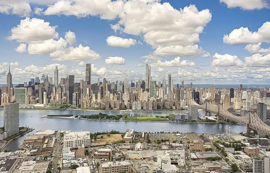 3 Court Square #4702, Queens, NY 11101 - #2