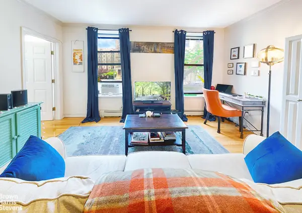 220 W 111th Street #2D, Manhattan, NY 10026