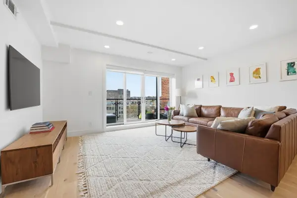 233 Ocean Parkway #7A, Brooklyn, NY 11218