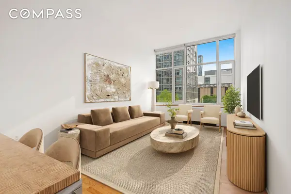 635 W 42nd Street #2H, Manhattan, NY 10036