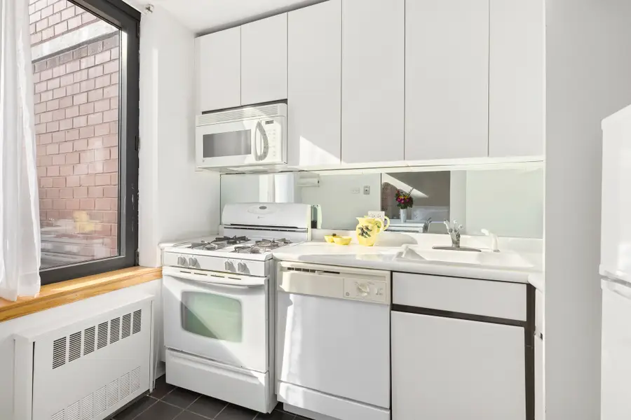 250 W 89th Street #3N, New York, NY 10024 - #3