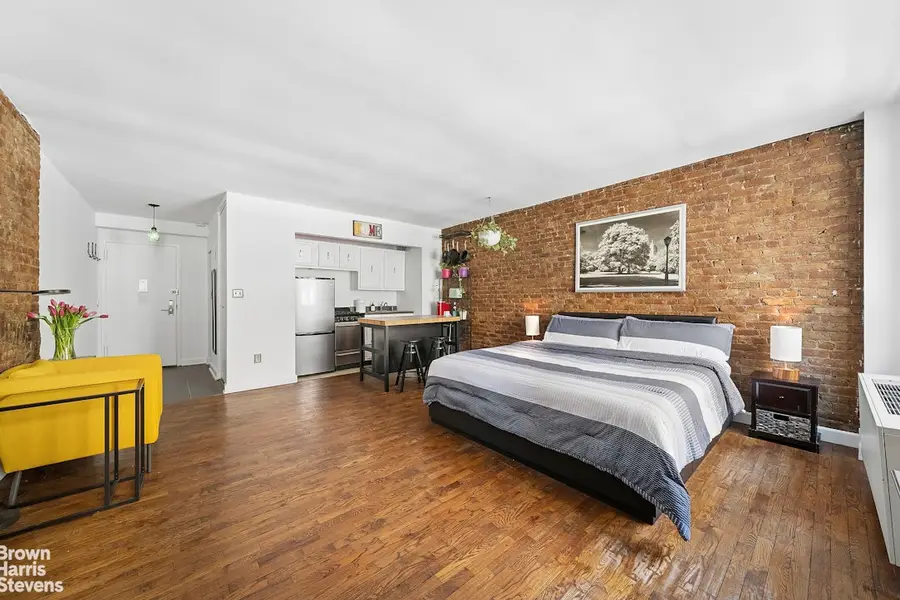 410 W 23rd Street #2E, Manhattan, NY 10011 - #2