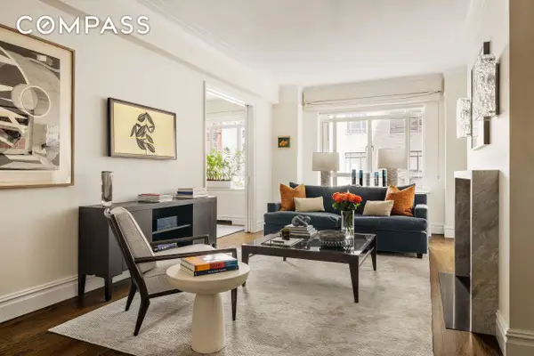 25 Central Park W #3A, Manhattan, NY 10023