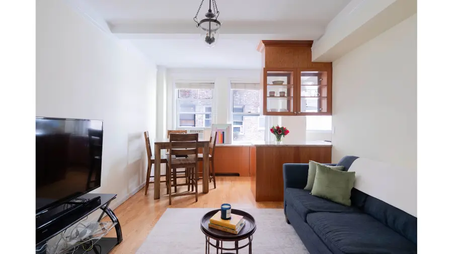 333 E 43rd Street #417, Manhattan, NY 10017 - #2