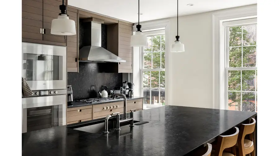 395 Bleecker Street, Manhattan, NY 10014 - #3