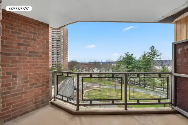 5900 Arlington Avenue #5R, Bronx, NY 10471