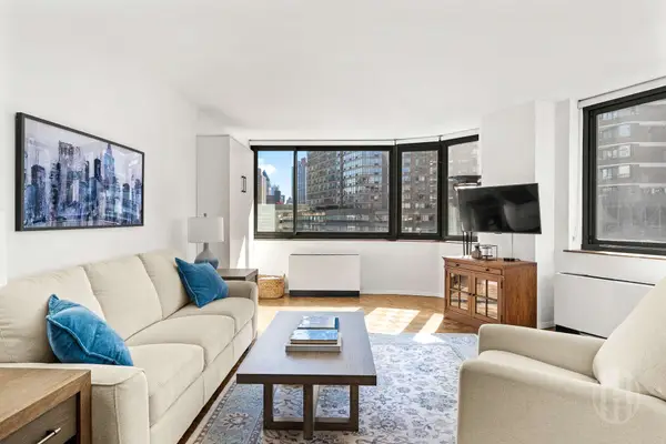 2000 Broadway #7H, Manhattan, NY 10023