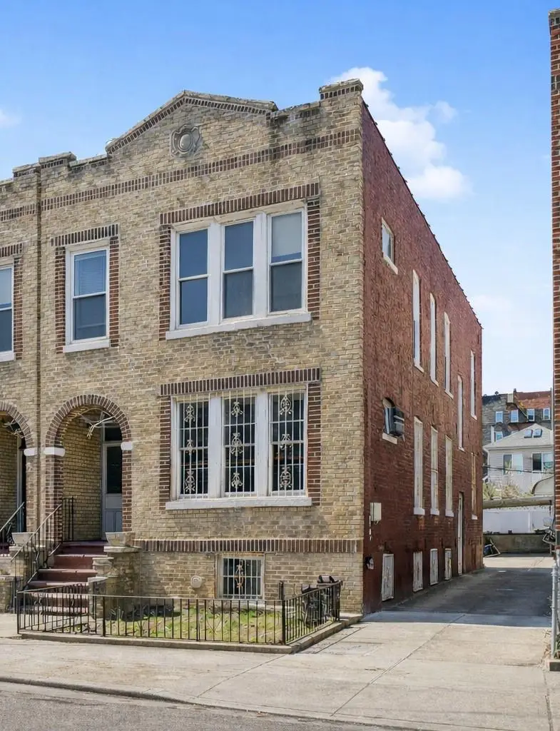 2280 E 22nd Street, Brooklyn, NY 11229 - #1