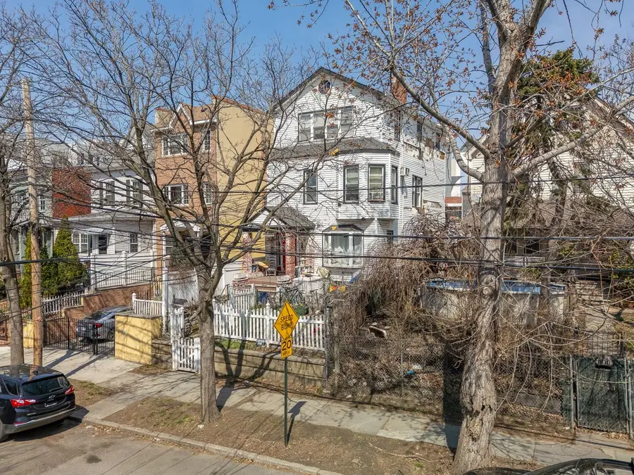 11-29 30th Road, Queens, NY 11102 - #3