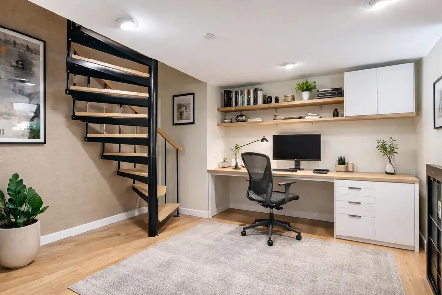 27-28 Thomson Avenue #303, Queens, NY 11101 - #3