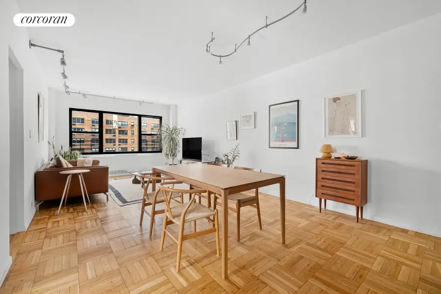 301 E 62nd Street #15H, Manhattan, NY 10065 - #2