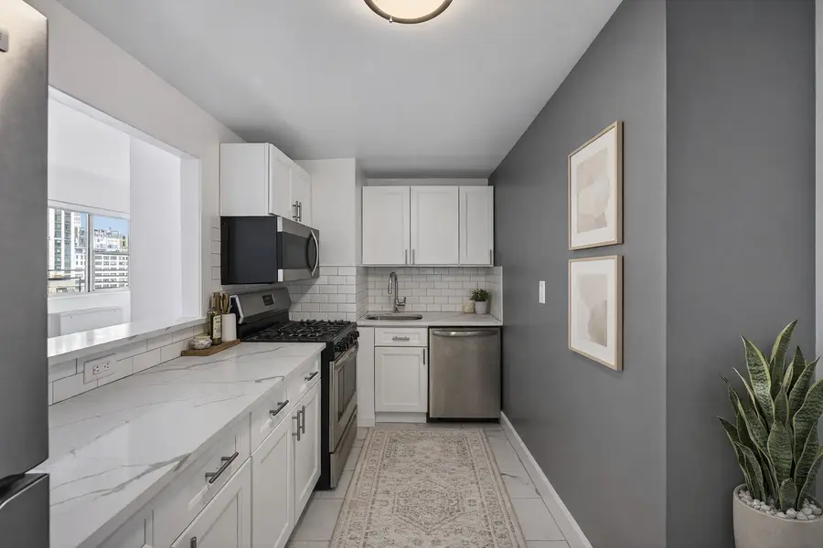 330 E 49th Street #PHD, Manhattan, NY 10017 - #2