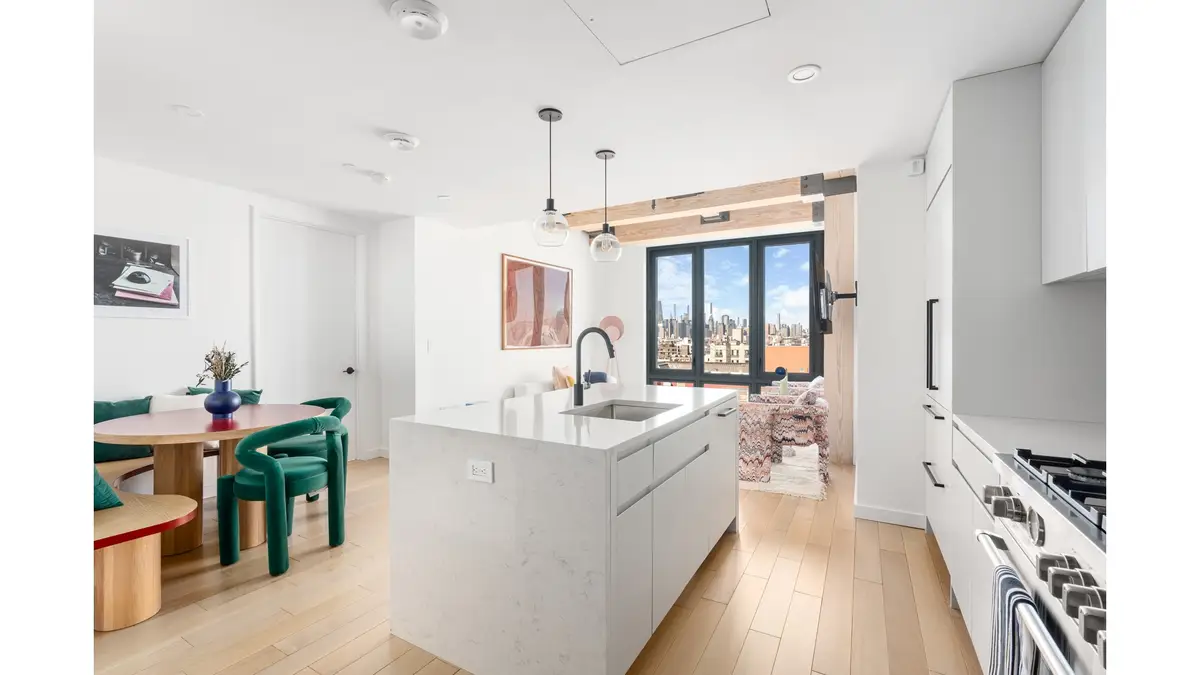 710 Metropolitan Avenue #PHG, Brooklyn, NY 11211 - #1