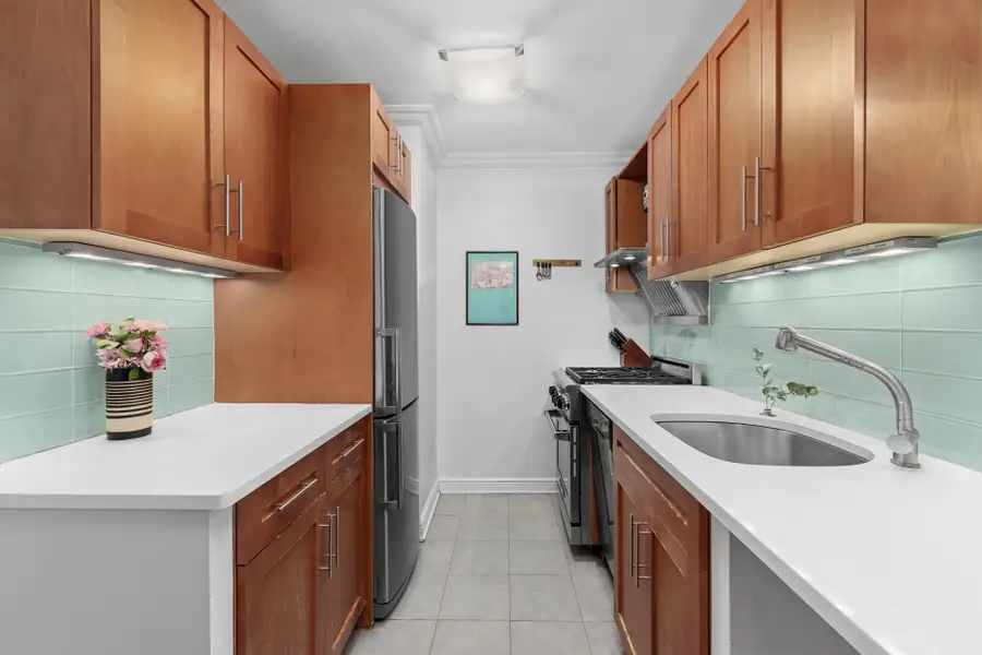 201 E 17th Street #8F, Manhattan, NY 10003 - #2