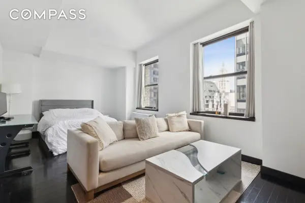 20 Pine Street #2905, Manhattan, NY 10005