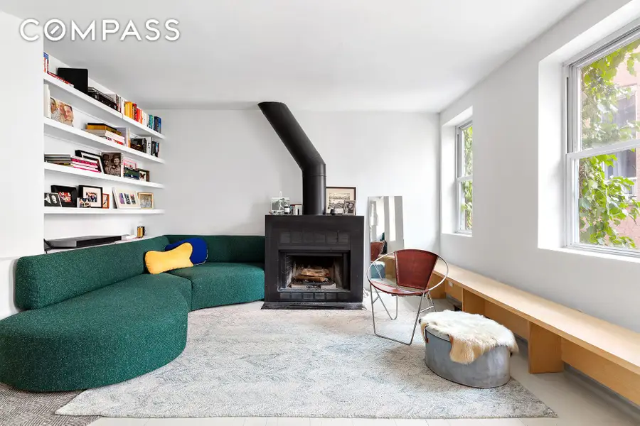 18 R Spring Street #3R, Manhattan, NY 10012 - #2