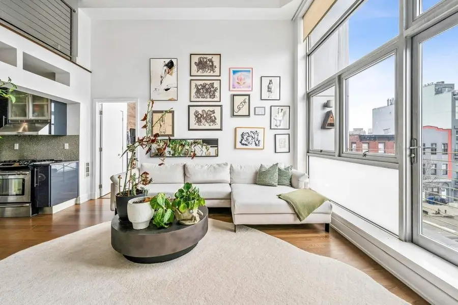 390 Lorimer Street #3C, Brooklyn, NY 11206 - #2