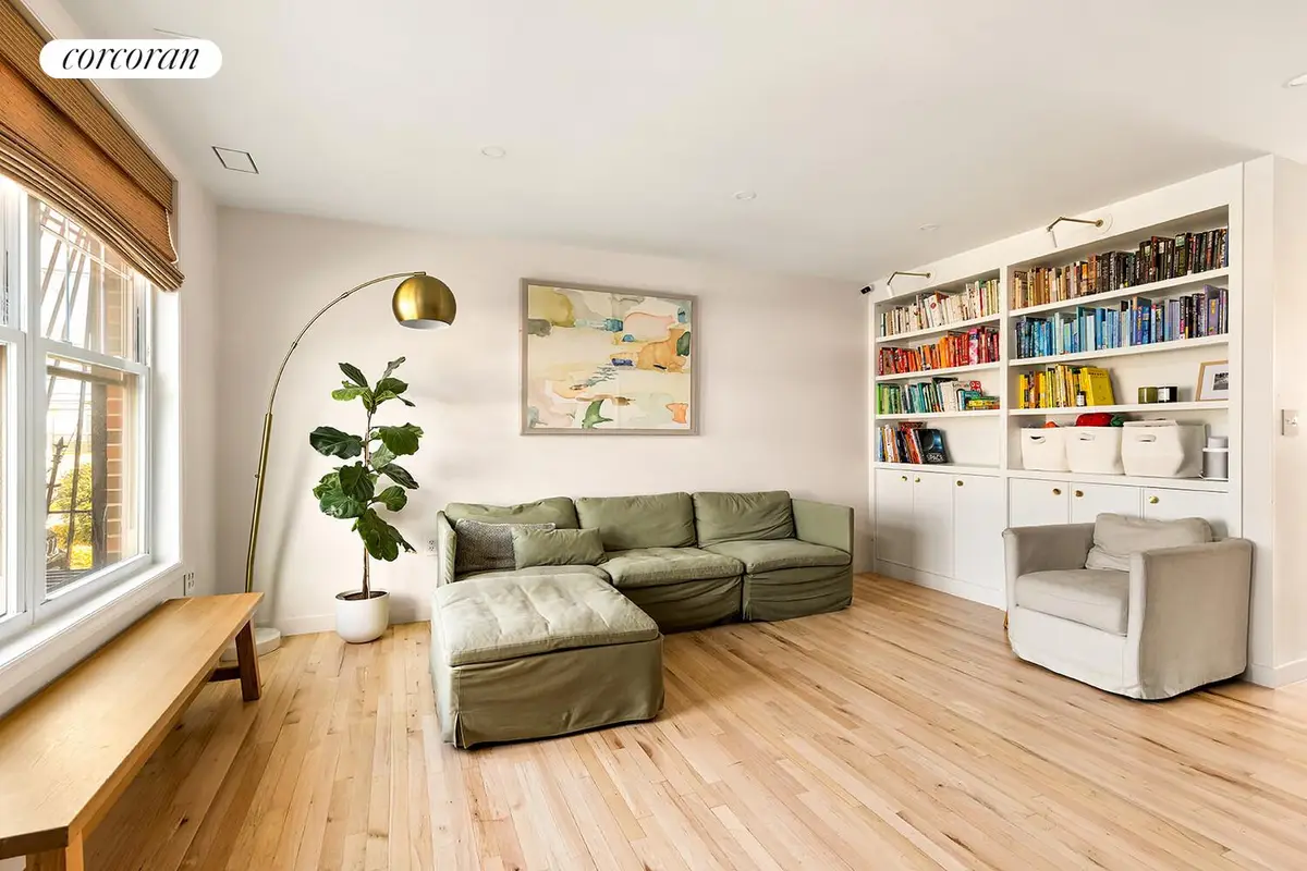 3-22 Seaside Avenue, Rockaway Park, NY 11694 - #1