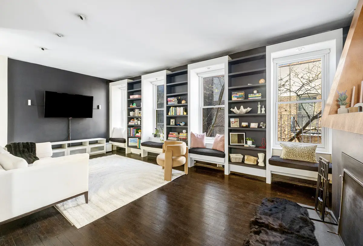 325 W 52nd Street #PHD, New York, NY 10019 - #1